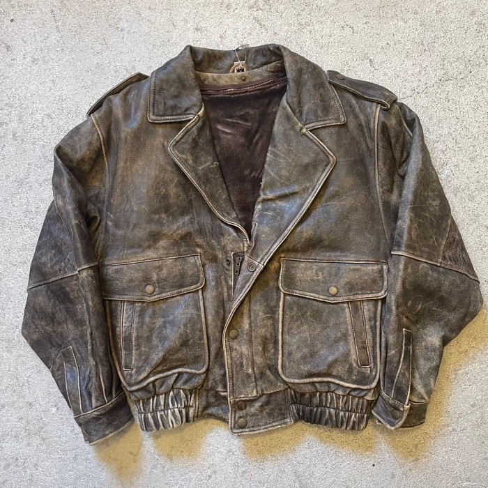 The Classic Style Staple 90s Leather Jacket