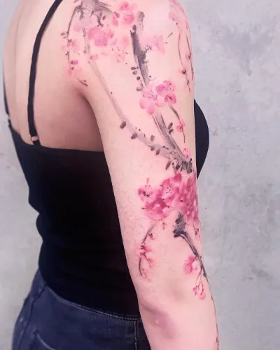 Classy Upper Arm Tattoos for Females The Perfect Blend of Elegance and Expression