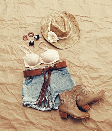 country-concert-outfit-ideas-how-to-dress-for-a-fun-and-stylish-experience-65abd40ac1f7b.jpg