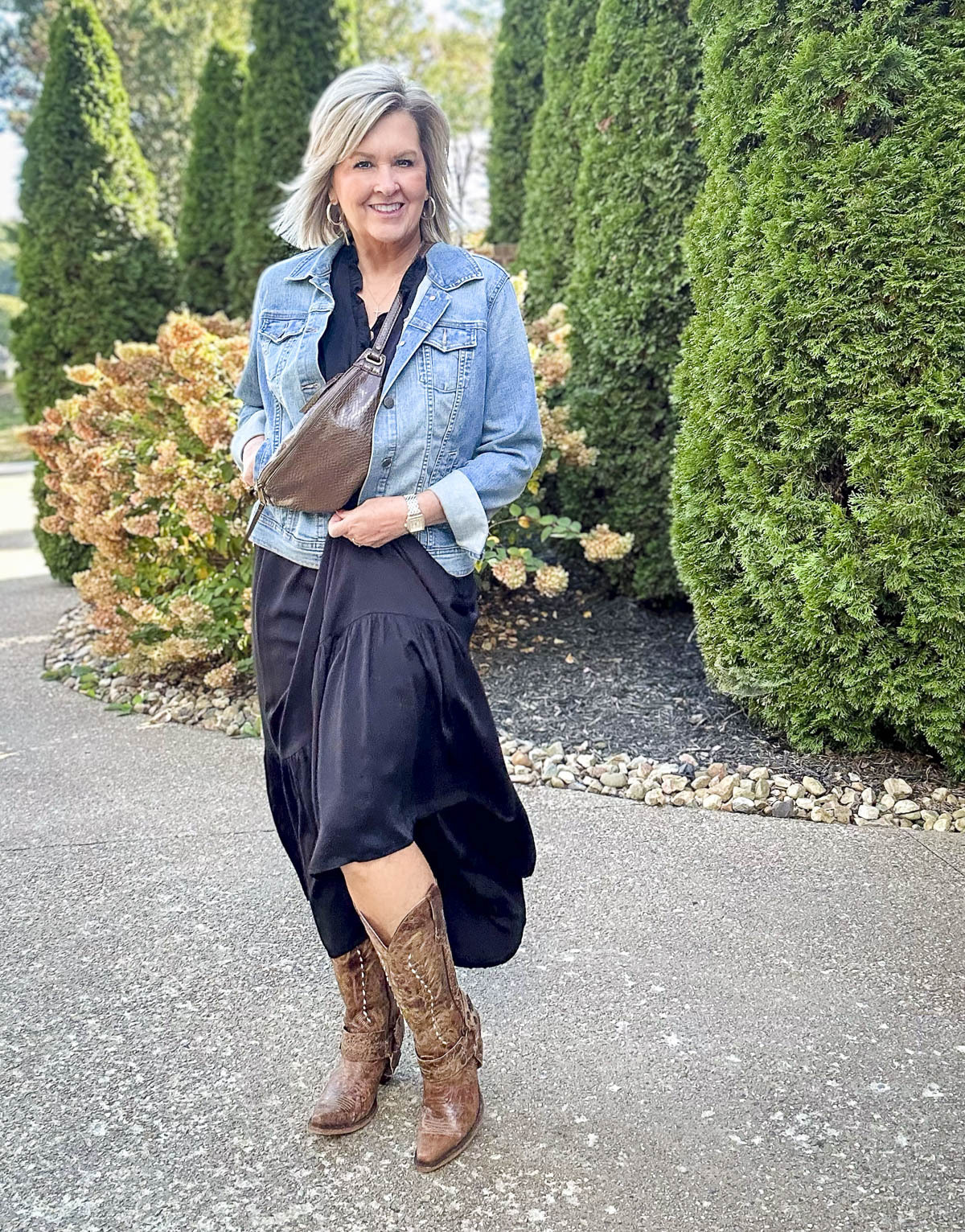 Dresses to Wear with Cowboy Boots How to Rock This Western-Inspired Look!