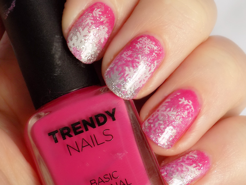 Hot Pink Nail Designs Spicing Up Your Nails in Eye-Catching Shades