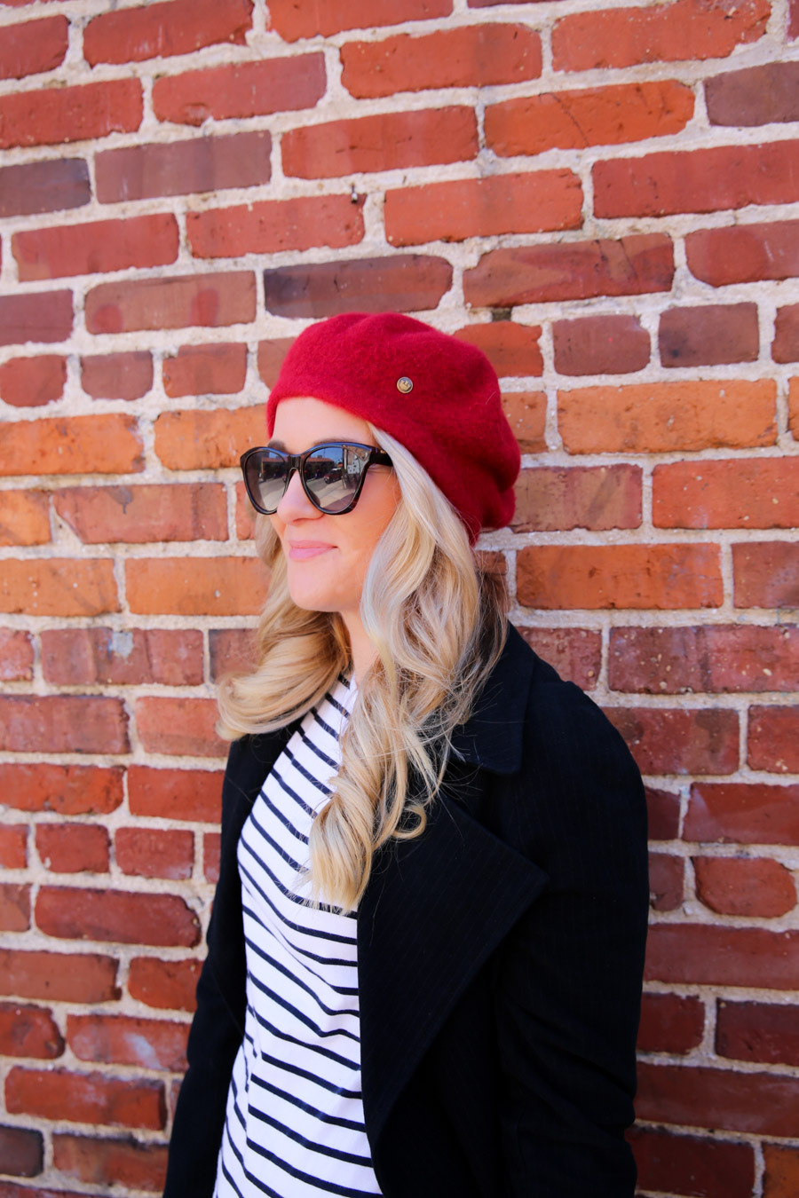 how-to-wear-a-beret-tips-and-tricks-for-rocking-this-classic-accessory-65abd74ae8a49.jpg