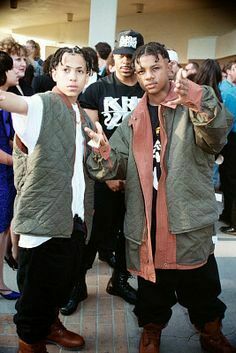 kriss-kross-reliving-the-90s-fashion-trend-659e5a4ab87db.jpg