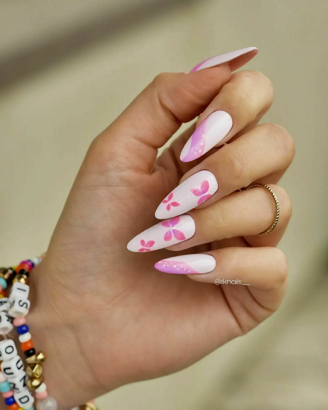 light-pink-nail-designs-adding-a-touch-of-femininity-to-your-nails-65abd55c3ceeb.jpg