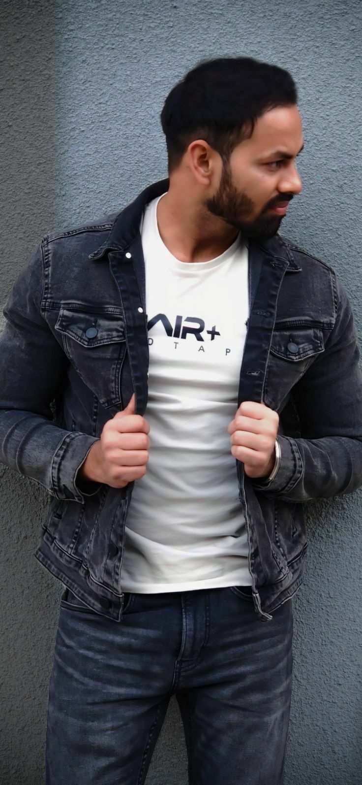 The Versatile Style Statement Men's Denim Jacket and Jeans Set