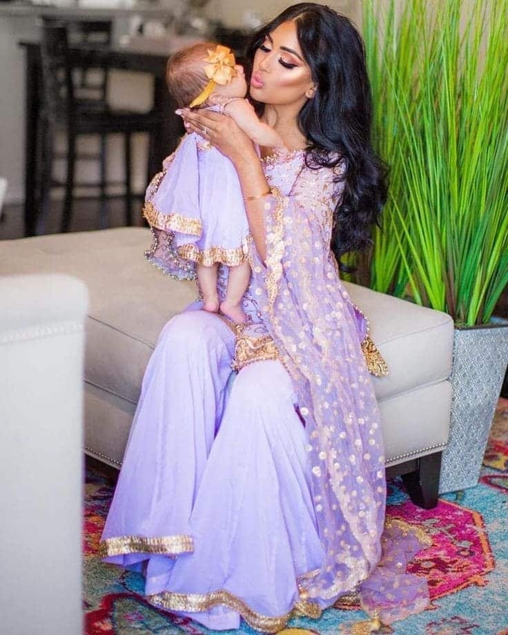 Mother and Daughter Matching Outfits Creating a Strong Bond Through Fashion