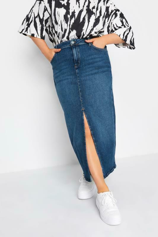 plus-size-denim-skirt-the-ultimate-guide-for-curvy-fashionistas-65abd52e2c7b5.jpg