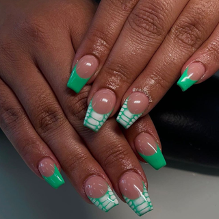 Short French Tip Nails with Design The Perfect Combination of Elegance and Creativity