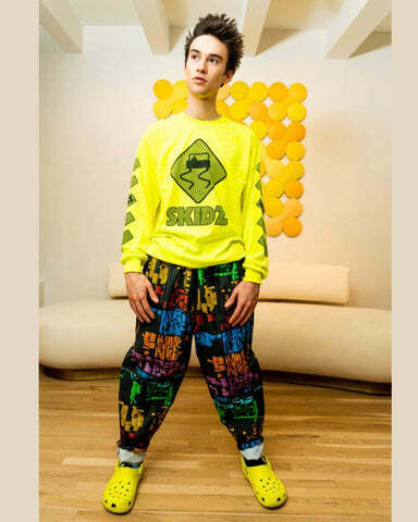 skidz-pants-a-nostalgic-fashion-trend-of-the-90s-659e5728a5929.jpg