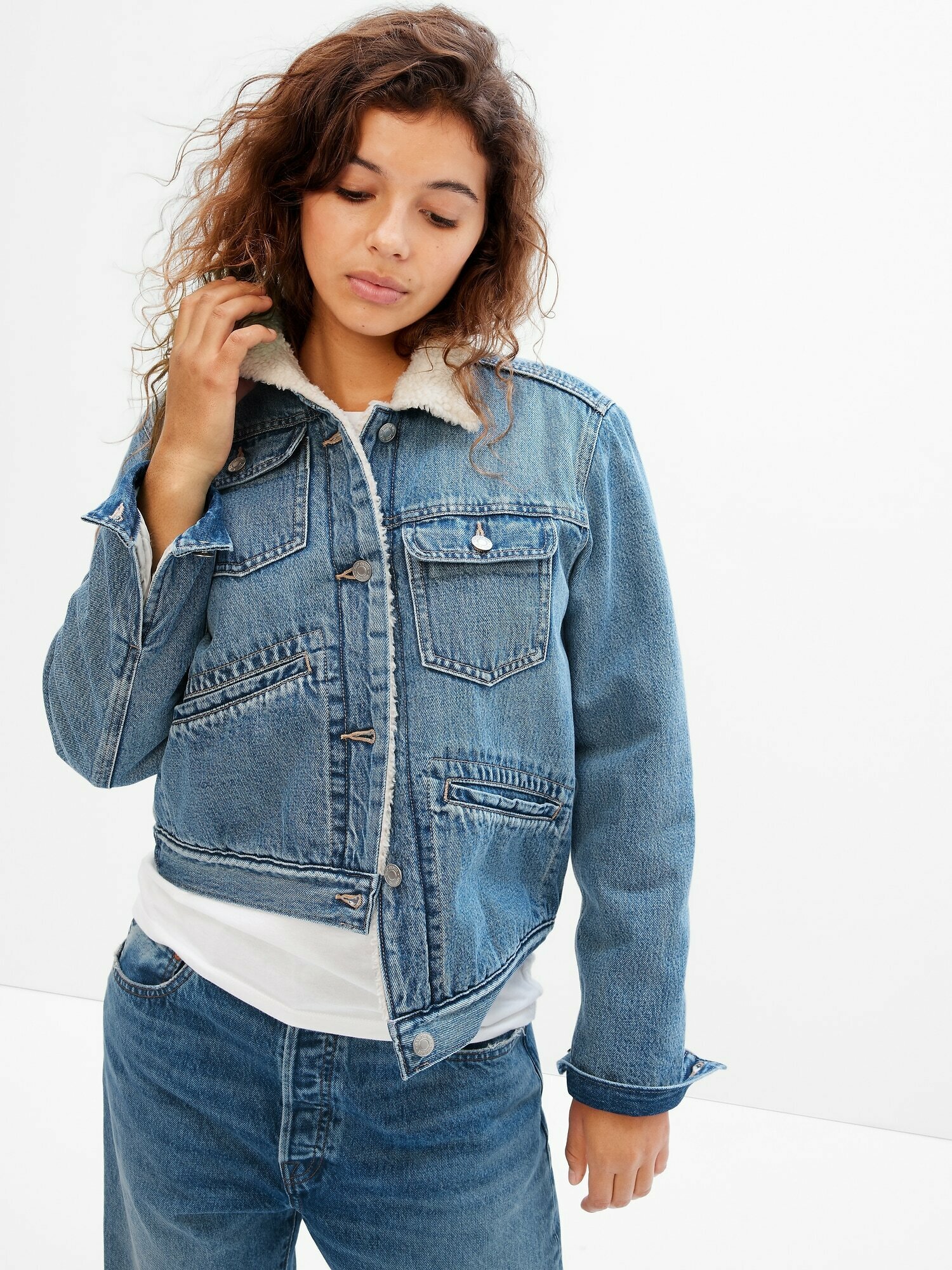 The Timeless Appeal of Denim Jacket Vintage