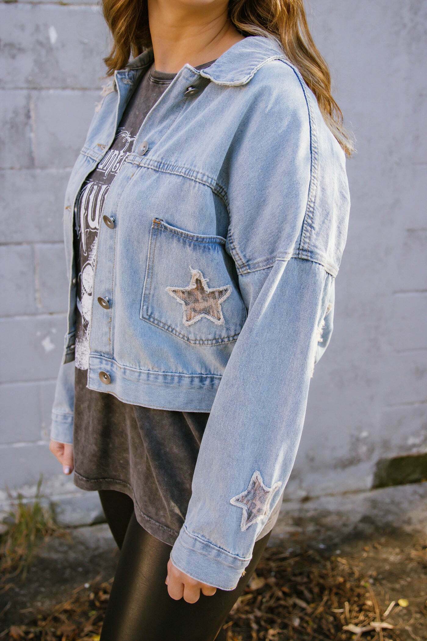 The Versatile Veveret Jean Jacket A Must-Have Staple in Your Wardrobe