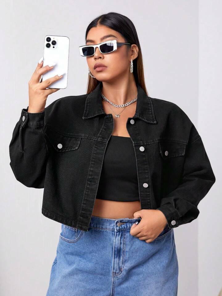 title-rocking-an-oversized-crop-jacket-6595fe4387a2b.jpg