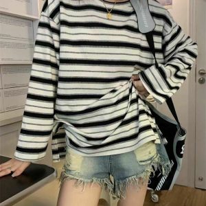 Chic Striped Unisex Long Sleeve T-shirt - Y2K & 90s Fashion, Grunge, Retro,