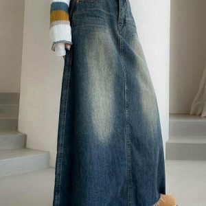 Distressed Low Waist Denim Skirt - Y2K Summer Grunge, 90s Fashion, Retro Y2K Out