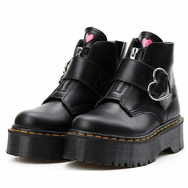 Love Bites Boots - Y2K & 90s Fashion Grunge, Retro, and Summer Outfits for Women