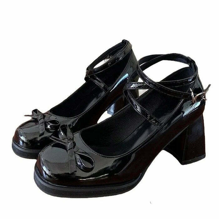 Vintage Y2K & 90s Fashion Lacquered Mary Janes - Retro Grunge & Pastel Goth Shoes