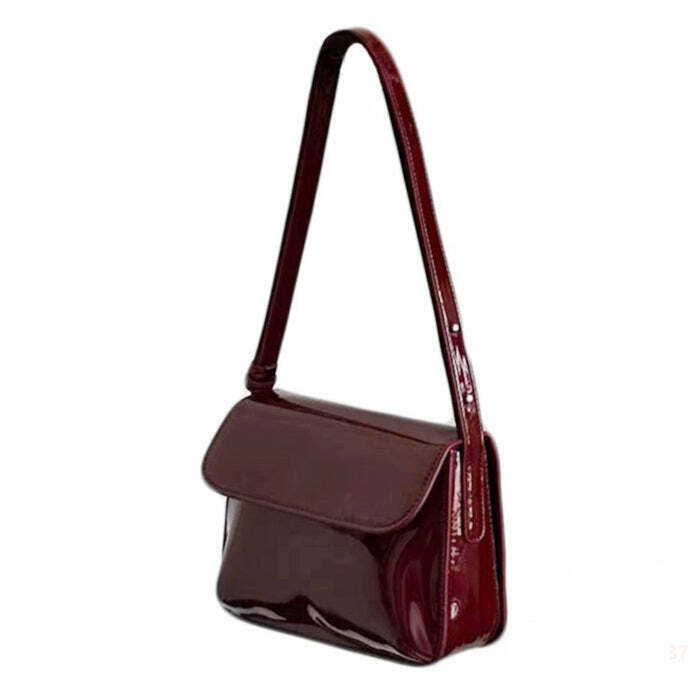 Vintage Y2K Red Lacquered Bag - Perfect for 90s Grunge, Retro, and Summer Outfits