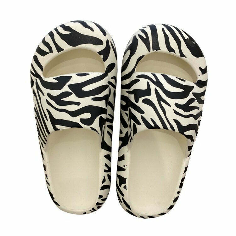 Y2K & 90s Fashion Animal Behavior Foam Street Slippers - Retro Grunge Summer Outfit Essential