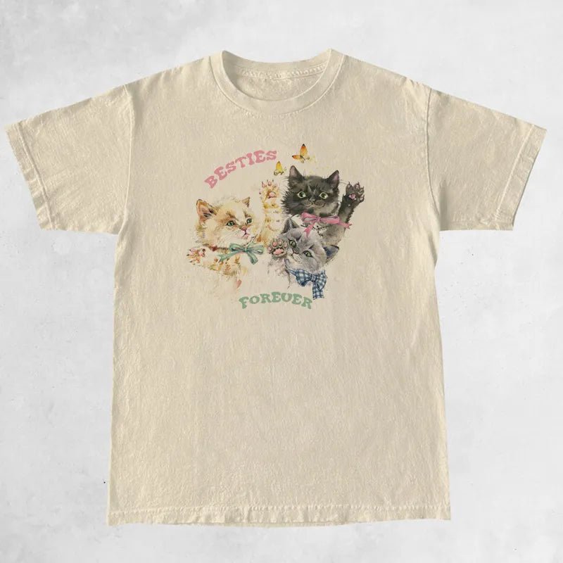 Y2K & 90s Fashion: Cute Kittens Oversized Graphic T-Shirt - Retro Grunge Summer Outfit