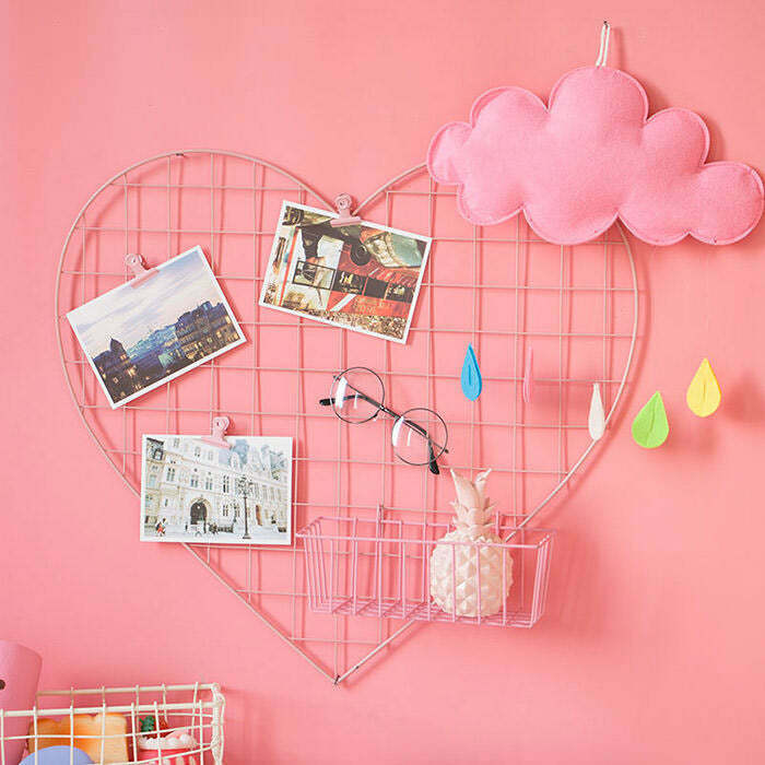 Y2K & 90s Fashion Heart-Shaped Grid Wall Organizer - Retro, Grunge, Pastel Goth Decor