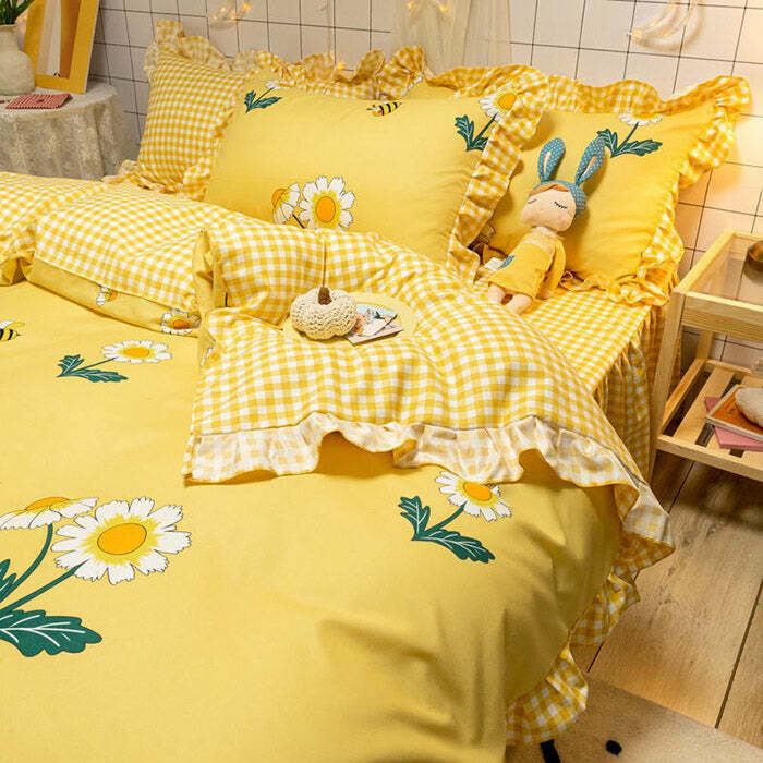 Y2K & 90s Fashion Honey Bee Aesthetic Bedding Set - Retro Grunge Summer Vibes