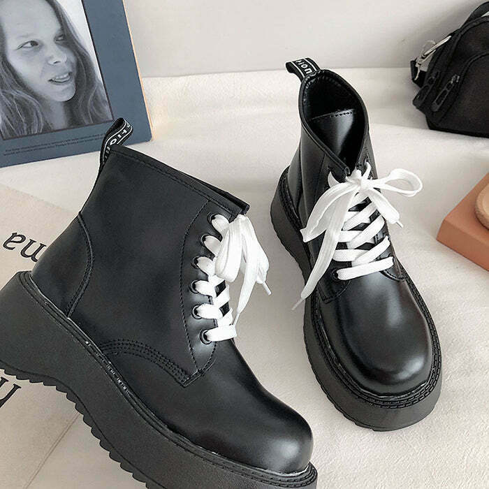 Y2K & 90s Fashion Lace Up Ankle Boots - Grunge, Retro, Goth, Summer & Party Out