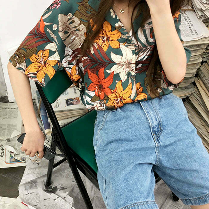 Y2K & 90s Fashion Lily Shirt - Grunge, Retro, Summer Outfits, Baby Tees,