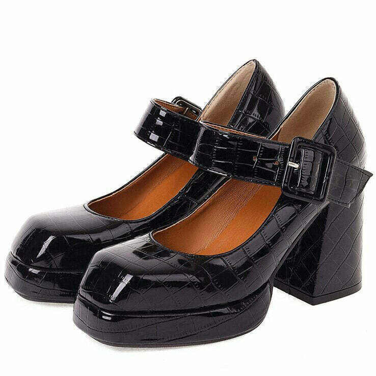 Y2K & 90s Fashion: Retro Mary Jane Heels for Grunge, Goth, and Summer Outfits