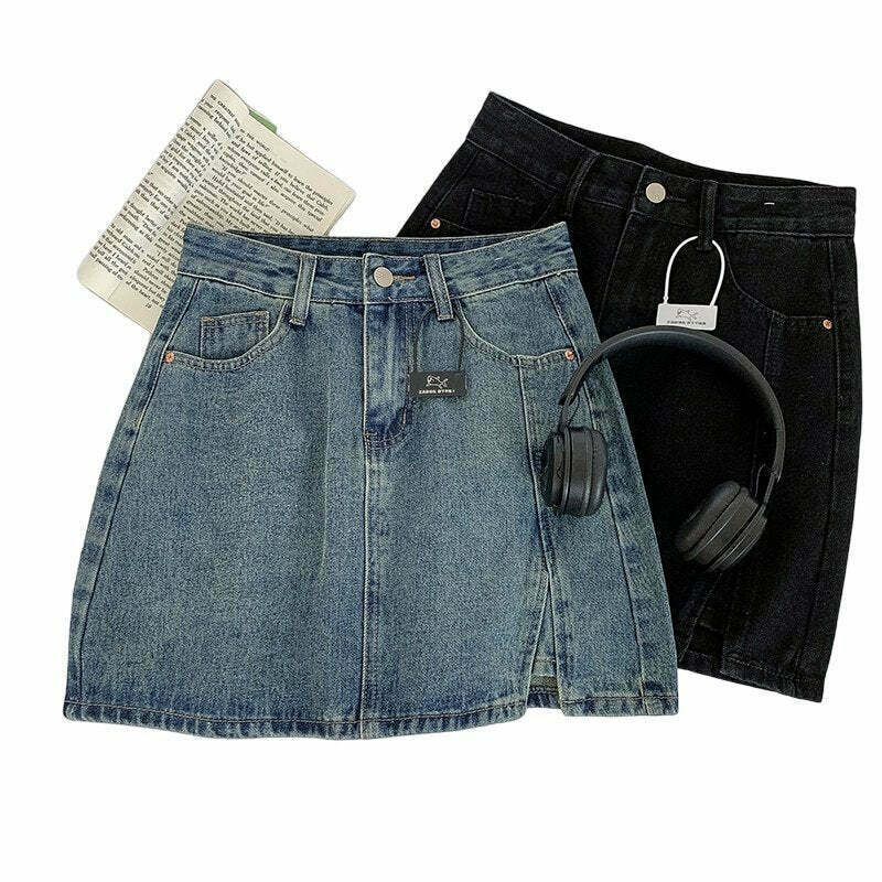 Y2K Denim Mini Skirts for Summer: 90s Grunge, Retro, and Pastel Goth Outfits