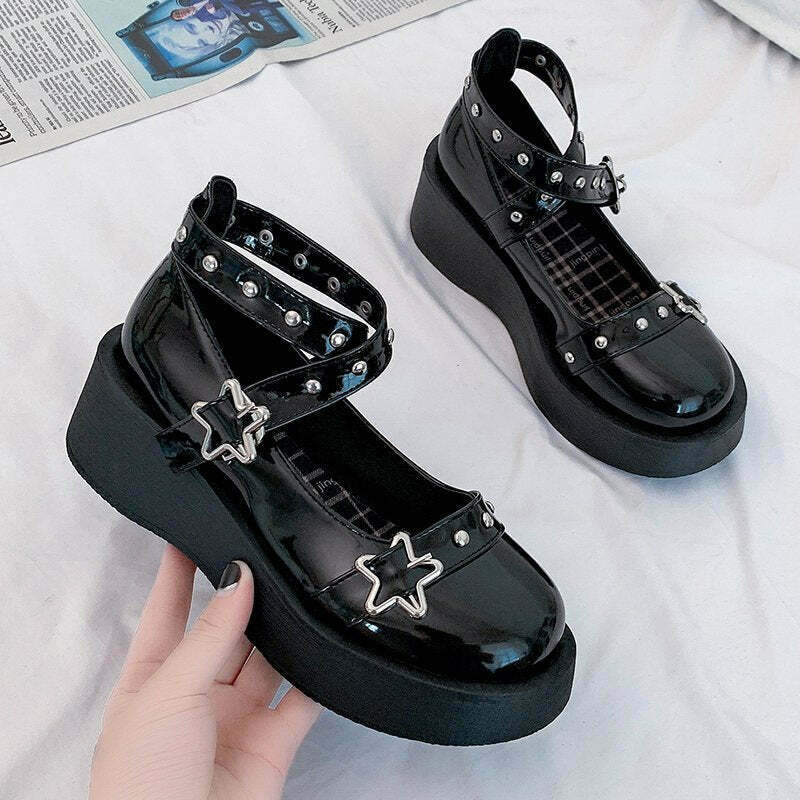 Y2K Grunge Aesthetic Star Buckle Shoes - Retro 90s Fashion, Gothic Y2K, Summer Out