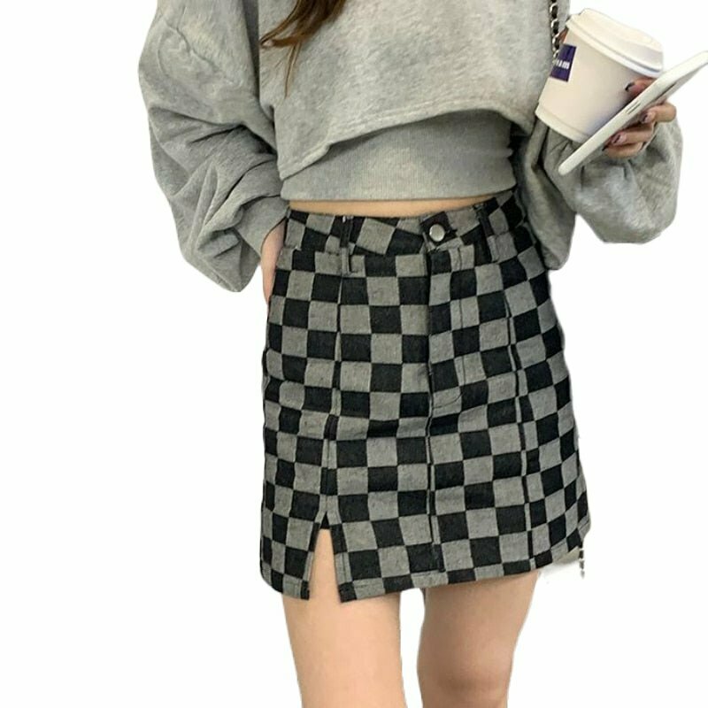 Y2K Grunge Checkered Mini Skirt - 90s Fashion, Retro Style, Summer Y2K Outfits