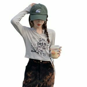 "Y2K Grunge Crop Top - 90s Retro Summer Outfit, Baby Tees, Pastel Goth, Hip