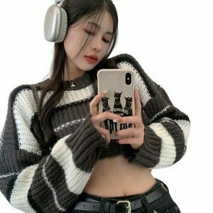 Y2K Grunge Harajuku Striped Cropped Pullover - 90s Retro Summer Outfit, Pastel Goth