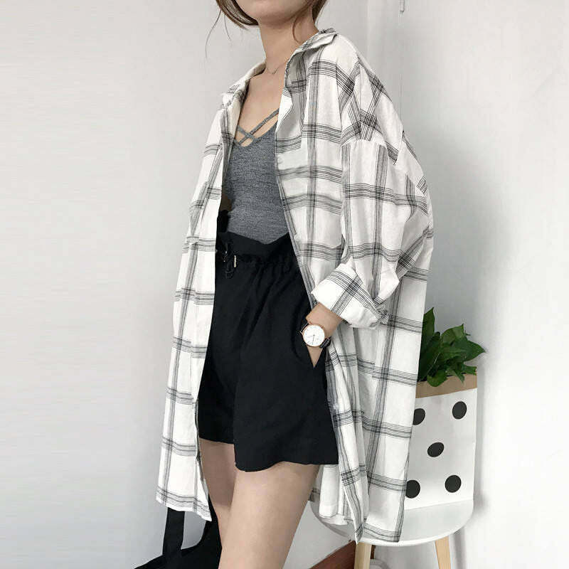 Y2K Grunge Oversize Plaid Shirt - 90s Fashion, Retro Style, Y2K Summer Outfits