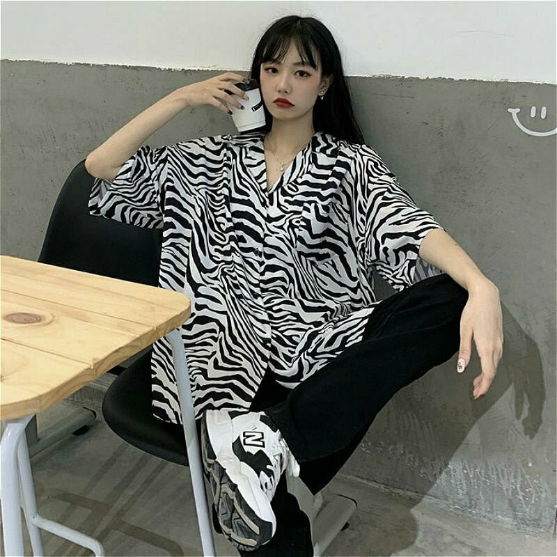 Y2K Grunge Oversize Simple Print Blouse - Retro 90s Summer Outfit, Pastel Goth Style