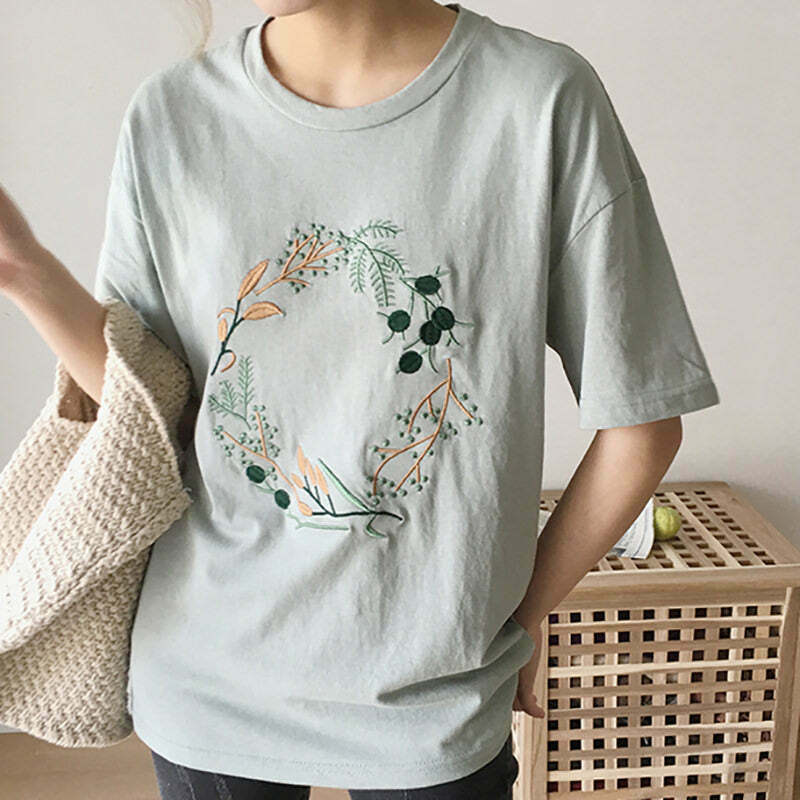 Y2K Grunge Plant Mom Tee - Retro 90s Fashion, Summer Y2K Outfits, Baby Tees