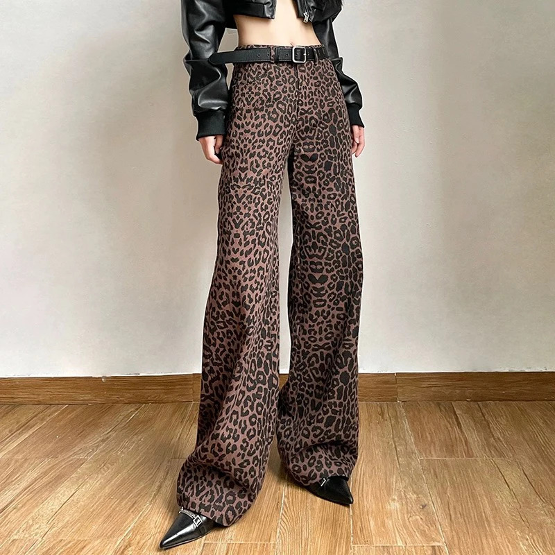 Y2K High Waist Brown Jeans with Hip Hop Streetwear Print