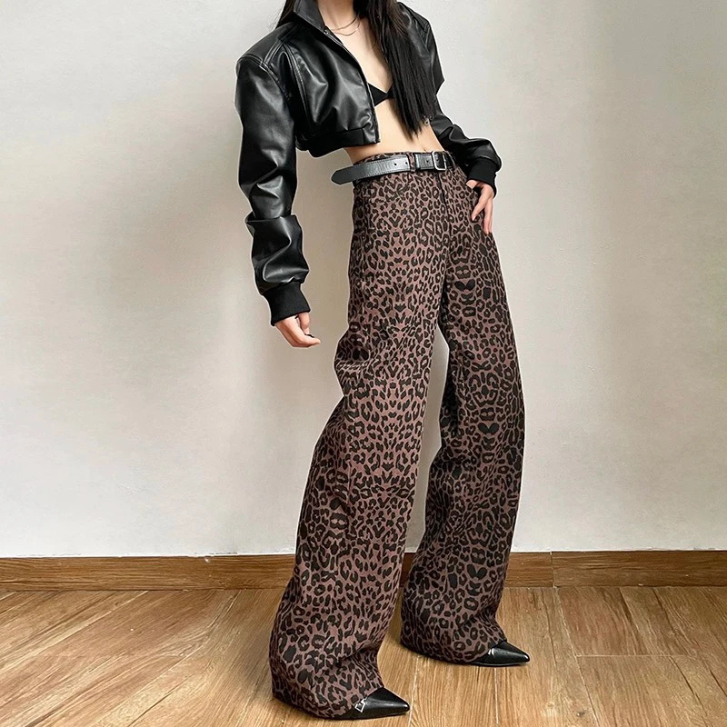 Y2K High Waist Brown Jeans with Hip Hop Streetwear Print