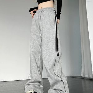 Y2K Streetwear Black Cargo Pants with High Waist and Wide Leg