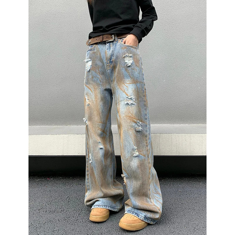 Y2K Streetwear Fashion: High Waisted Wide Leg Jeans with Contrasting Colors