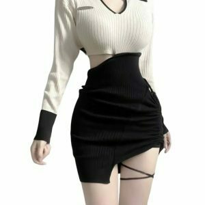 Y2K V Neck Contrast Mini Dress - 90s Grunge Summer Outfit, Retro Y2K Party & Club Fashion