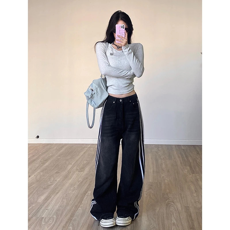 Y2K Vintage High Waisted Black Jeans - Streetwear Fashion with Contrasting Colors - Wide Leg Denim Trouser